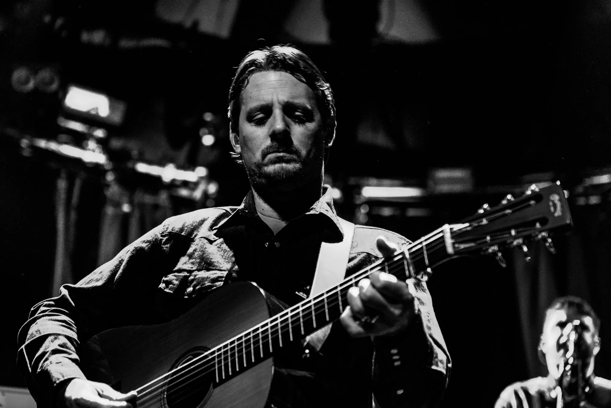 Stort country-navn giver koncert i Danmark