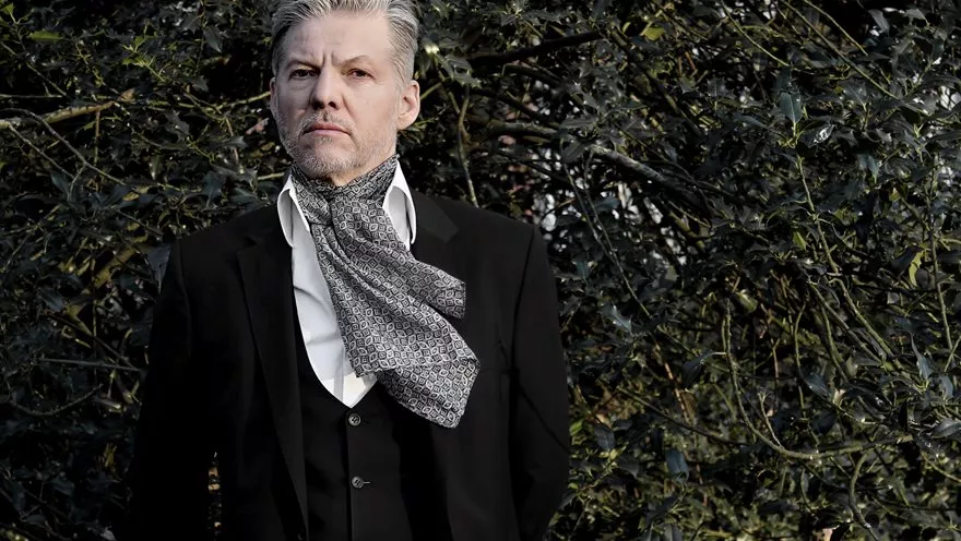 På LSD-trip i kirkerummet