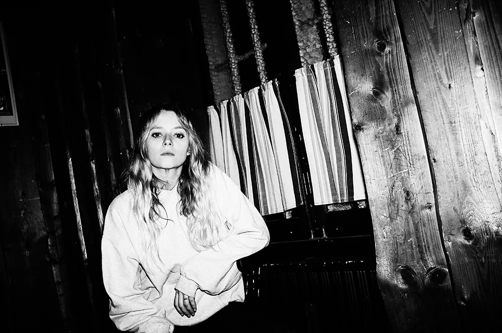 Hun bliver stor i 2017: Den danske popsangerinde Soleima bruger verden som flyvende musikstudie