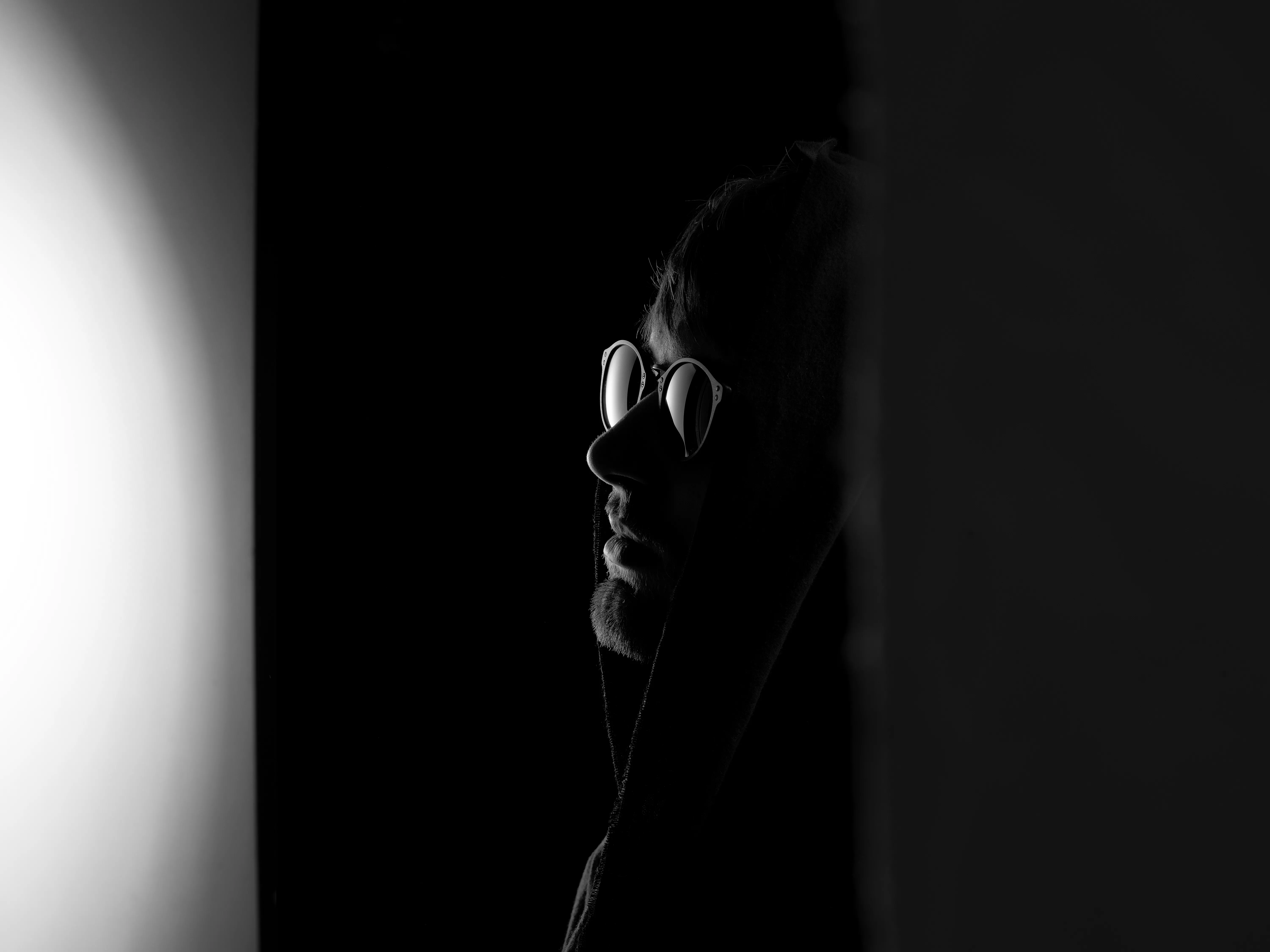 Gulddreng er klar med fjerdesinglen "Drikker For Lidt"