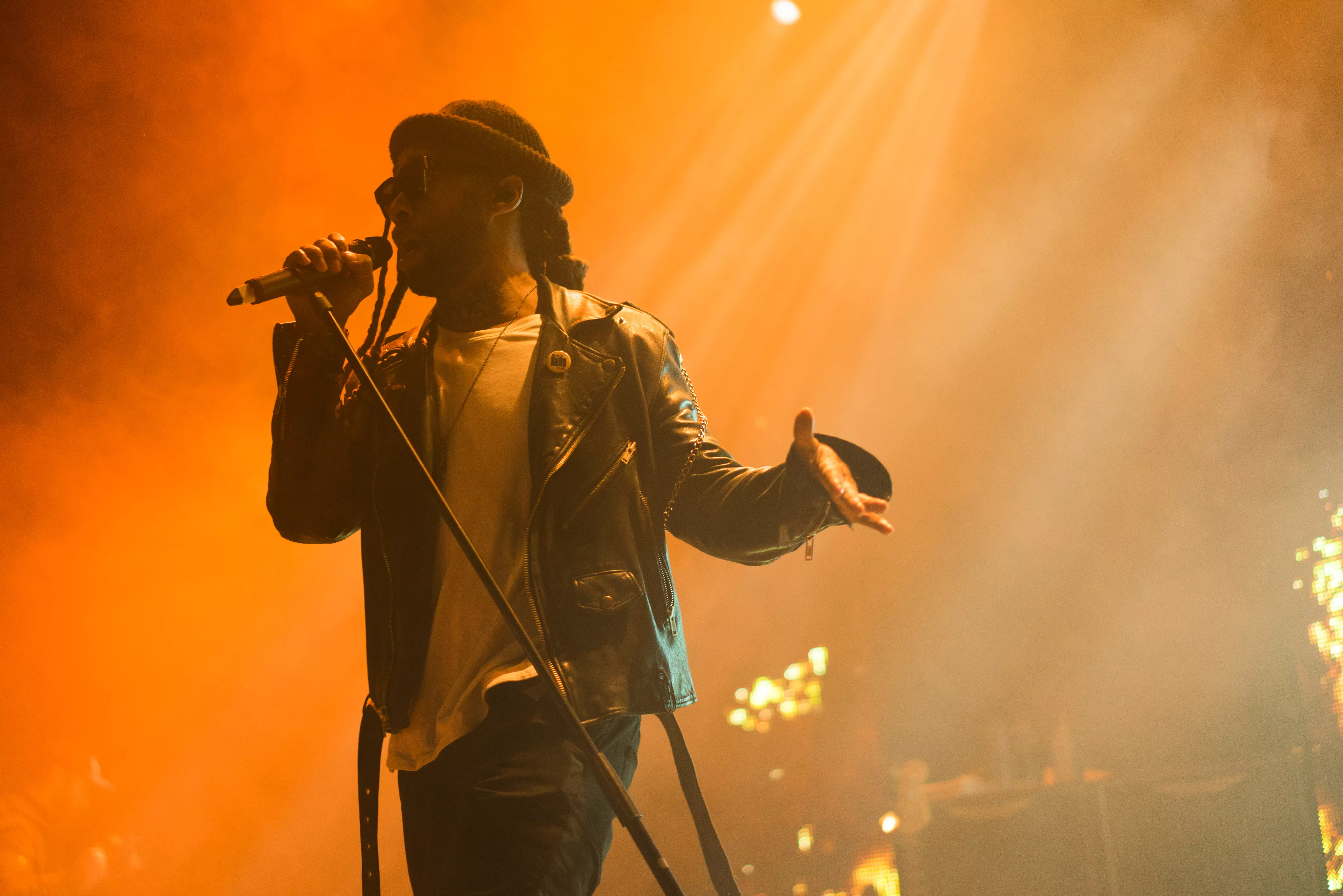 Stjärnan i storbråk med Malmö-publiken – stormar av scenen