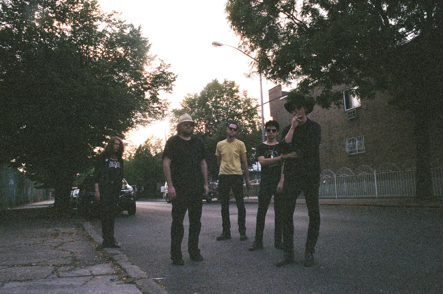 Reportage: Aarhus Psych Fest dag 2 – selvudslettende støj direkte i mellemgulvet