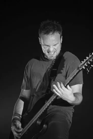 Jeff Ament overfaldet og røvet