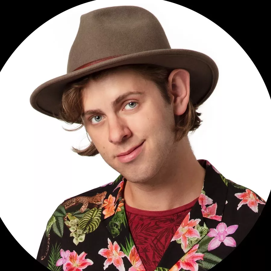 YouTuberen og sangeren Albert Dyrlund er død i ulykke