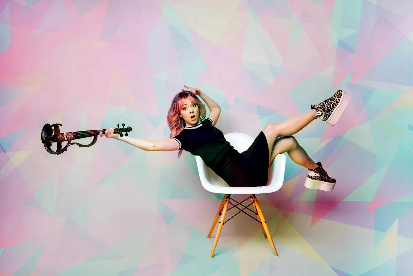 Det elektroniske violinfænomen Lindsey Stirling til Danmark