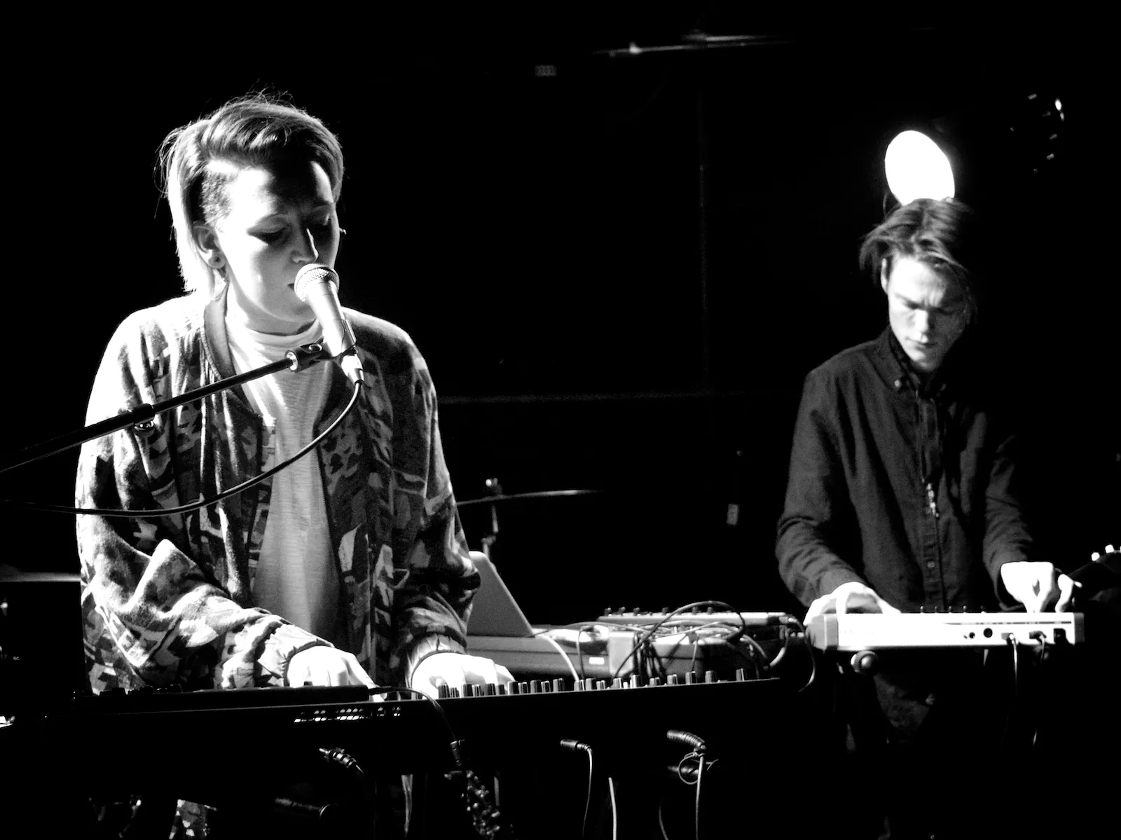 Vök: Internasjonalen, by:Larm