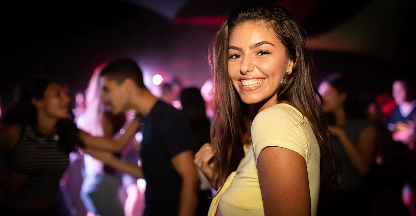 Nyt headset skal også kunne bruges som smykker 