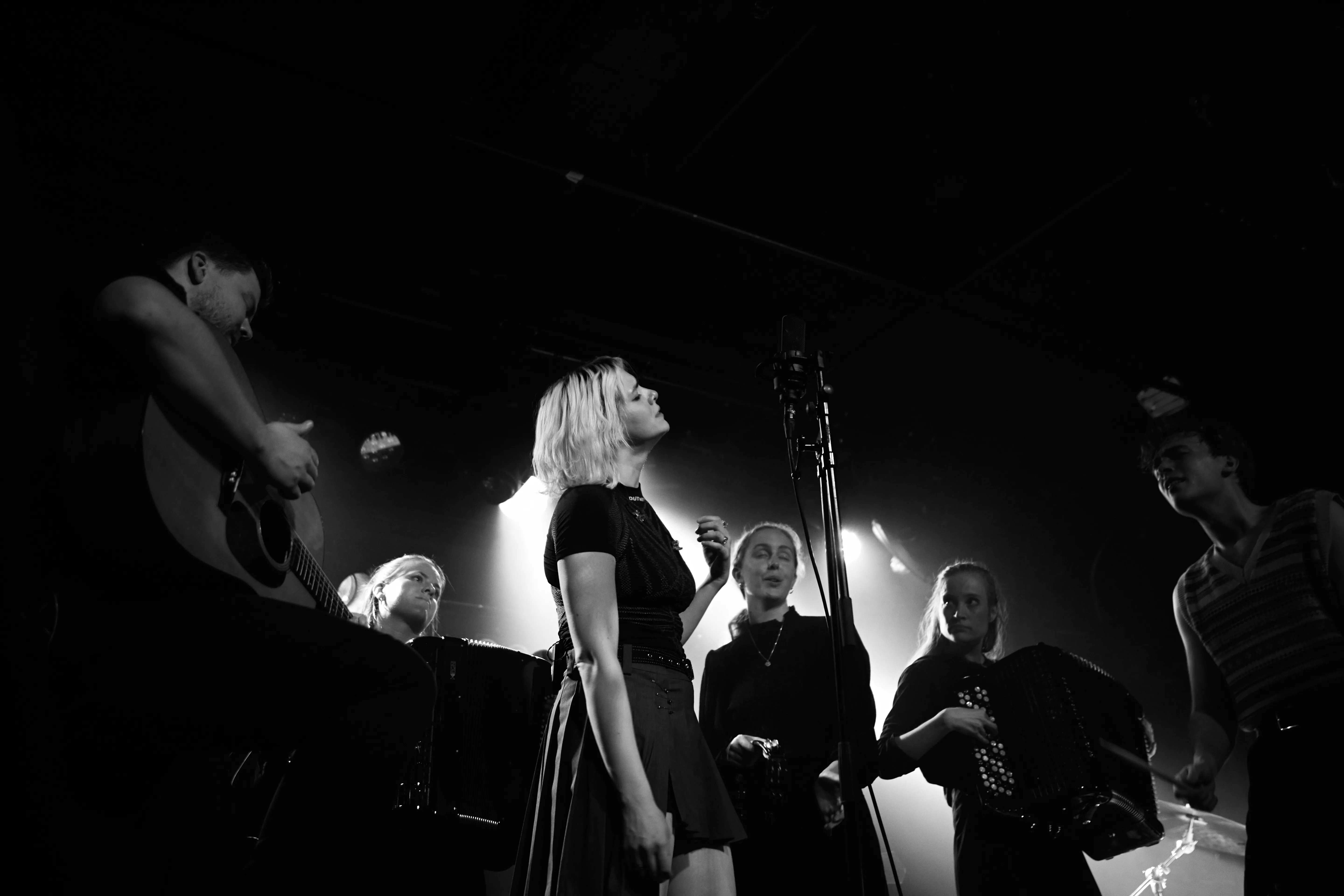 sjarmerende og sexy fredagskos