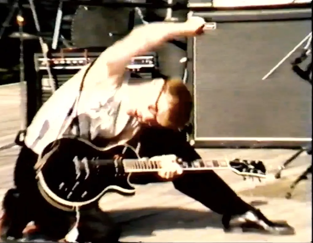 Ikväll sänds dokumentären om världens sämsta band