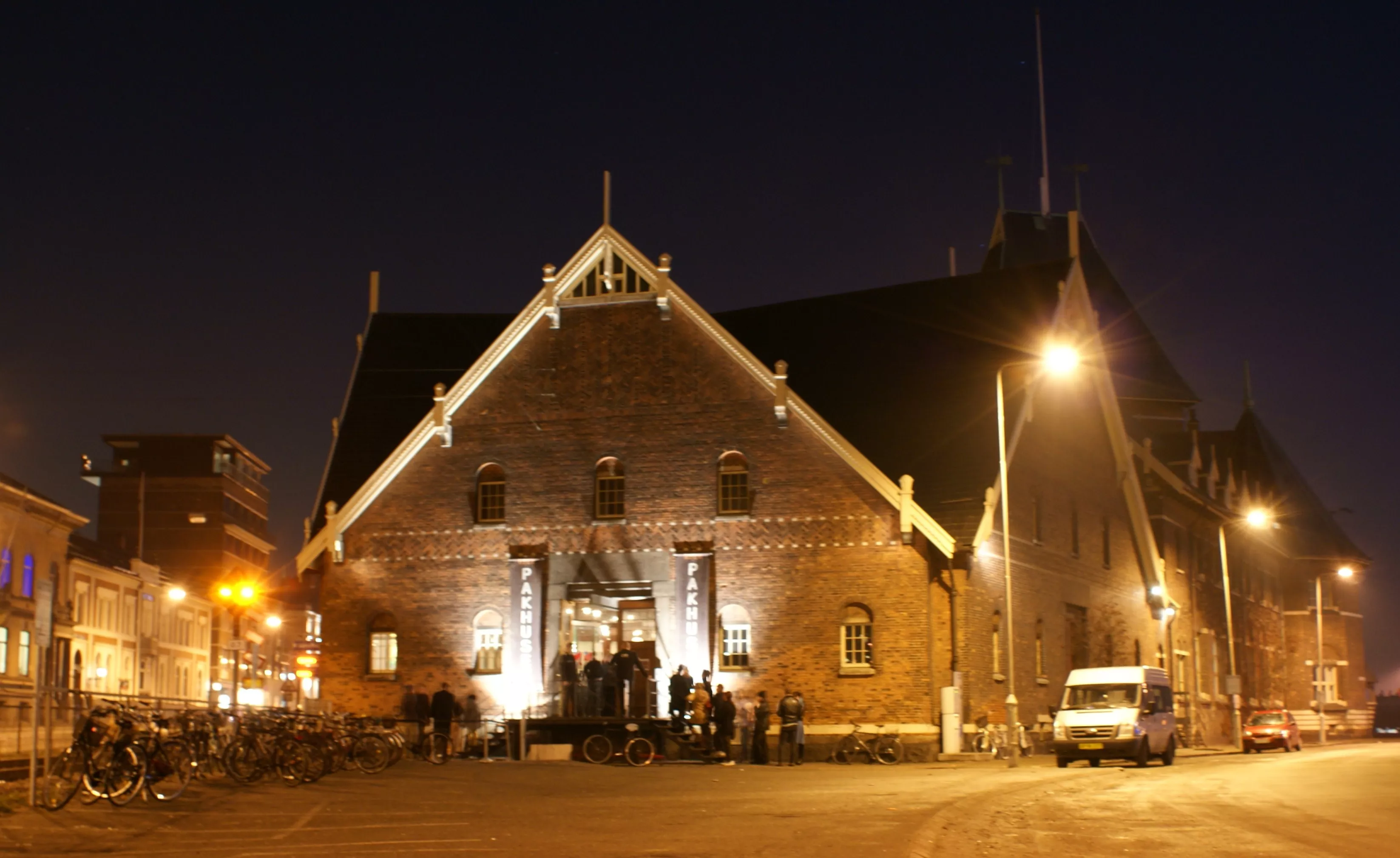 Studenterhus Århus giver en hjælpende hånd