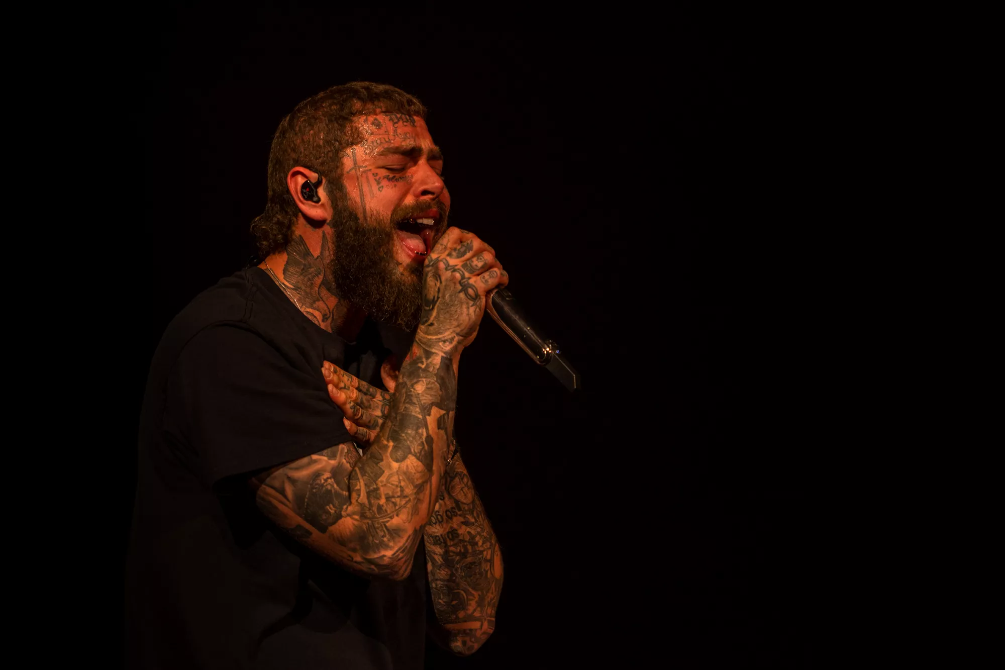 Post Malone deler single fra sit kommende album – og det er full on country 