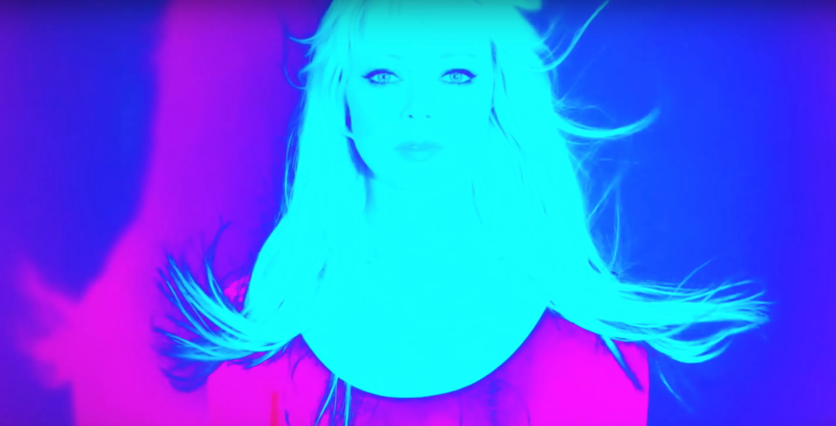 BÄST JUST NU: Efterlängtad spöklik discopop