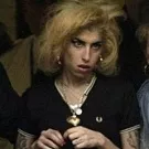 Amy Winehouse får lov til at synge 007-tema