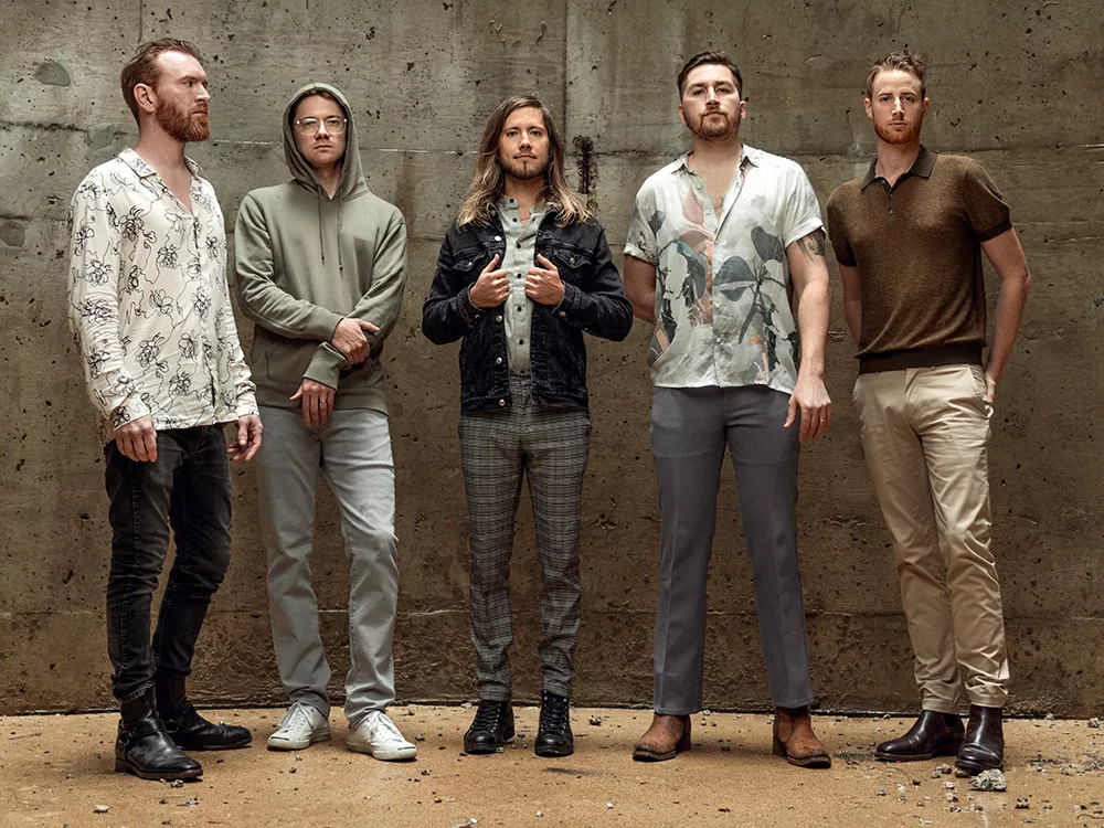 ANMELDELSE: Bare vent på den næste vogn