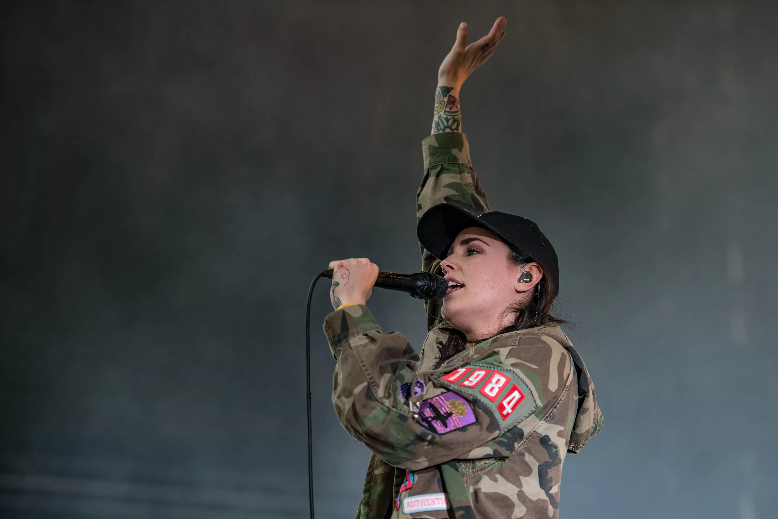 Miriam Bryant gör 20 spelningar – på samma ställe