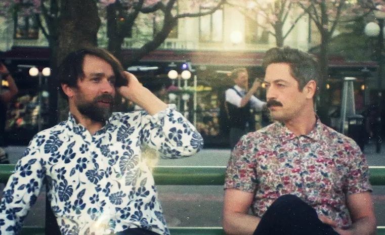 PREMIÄR: Ludwig Bell och Peter Morén fångar samtidens besatthet av yta