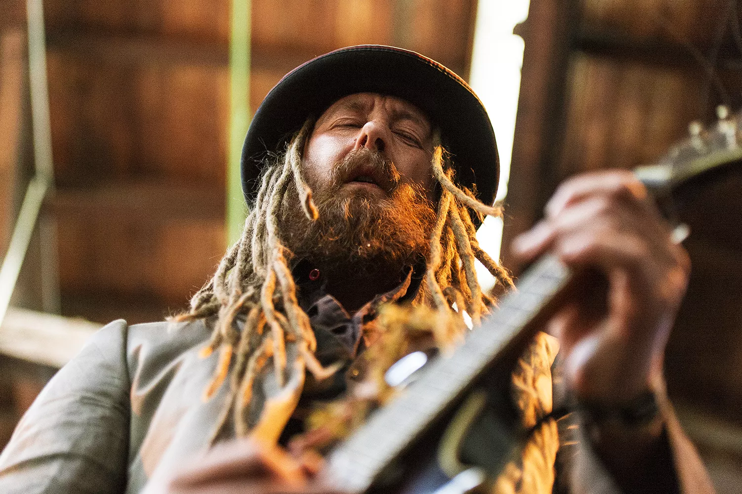 ANMELDELSE: Ud af sumpen vokser kunsten