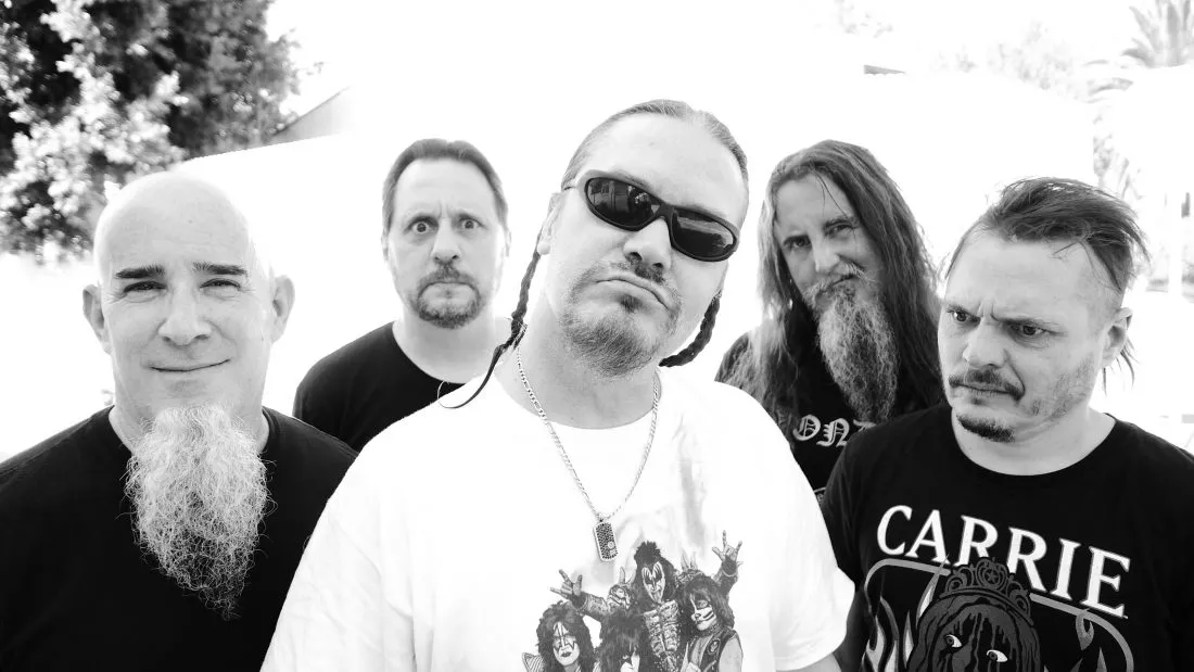 Den vrede påskehare skærer stadig tænder 35 år senere