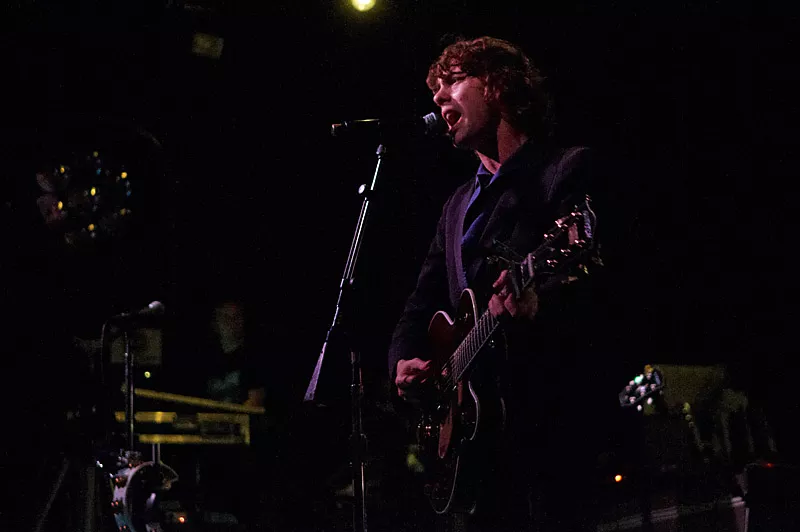 Razorlight-forsanger overrasker i nyt band