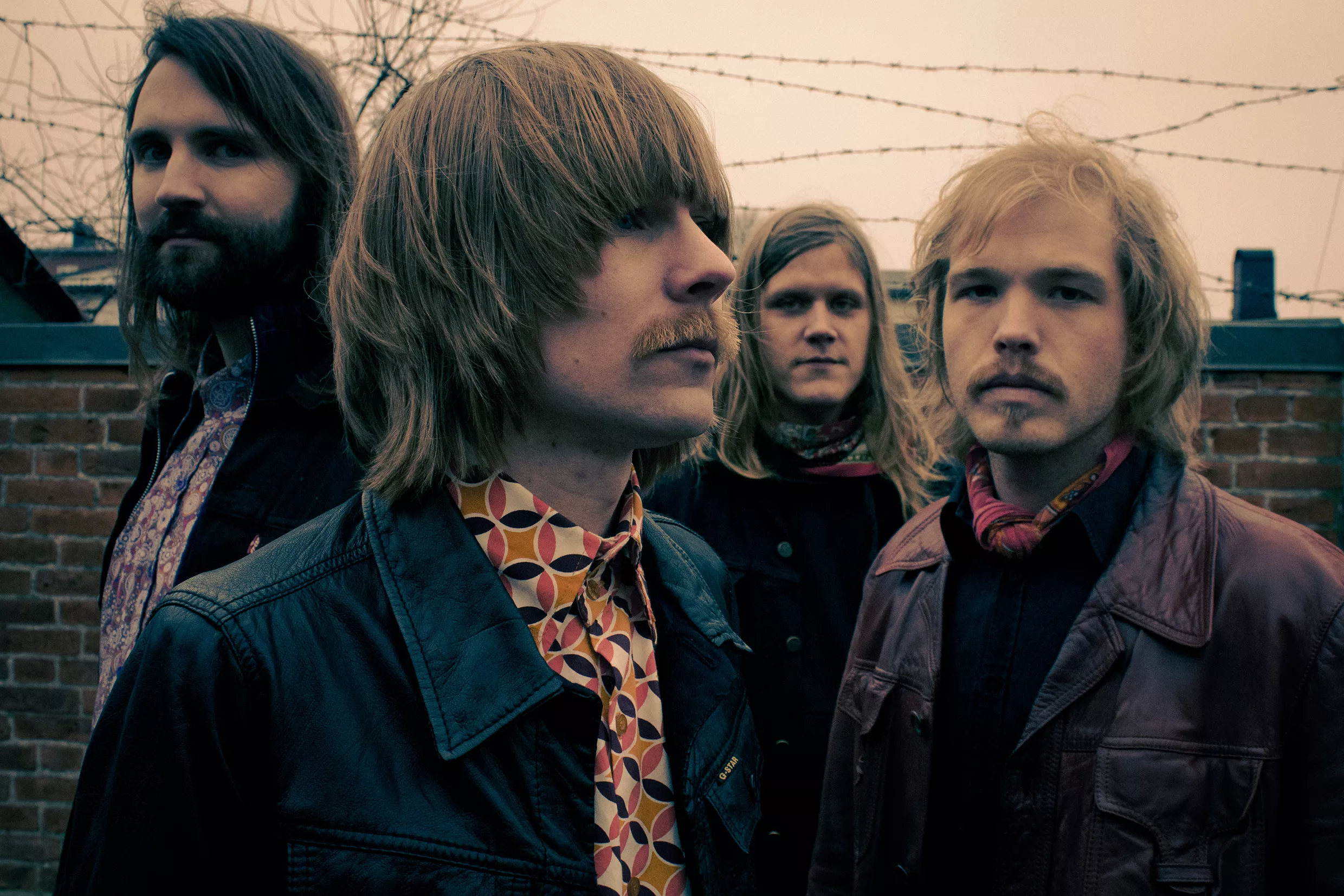 Hyllad svensk rock rusar upp på Studentradiolistan