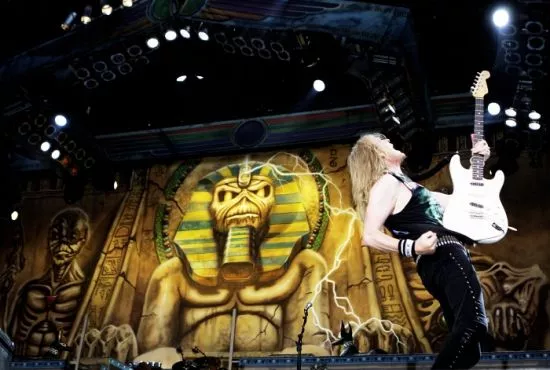 Release på Iron Maiden-film