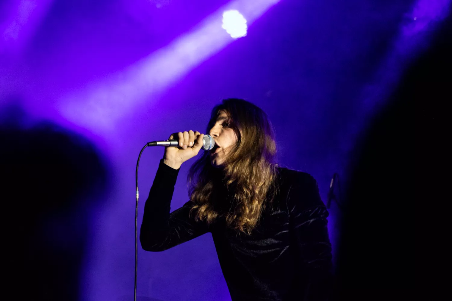 ANMELDELSE: Gedigen rock bag et slør af røg