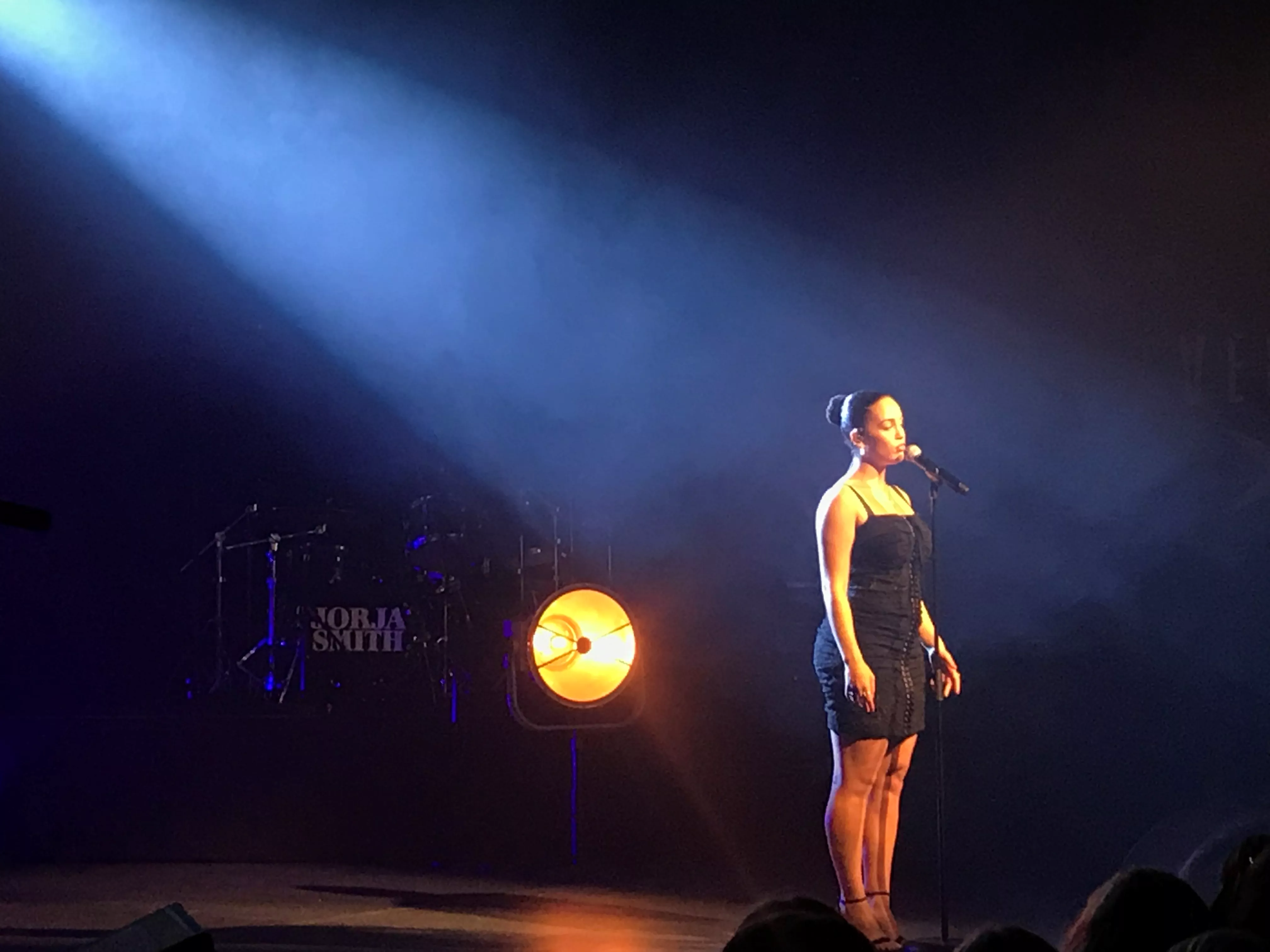 Store Vega - Jorja Smith