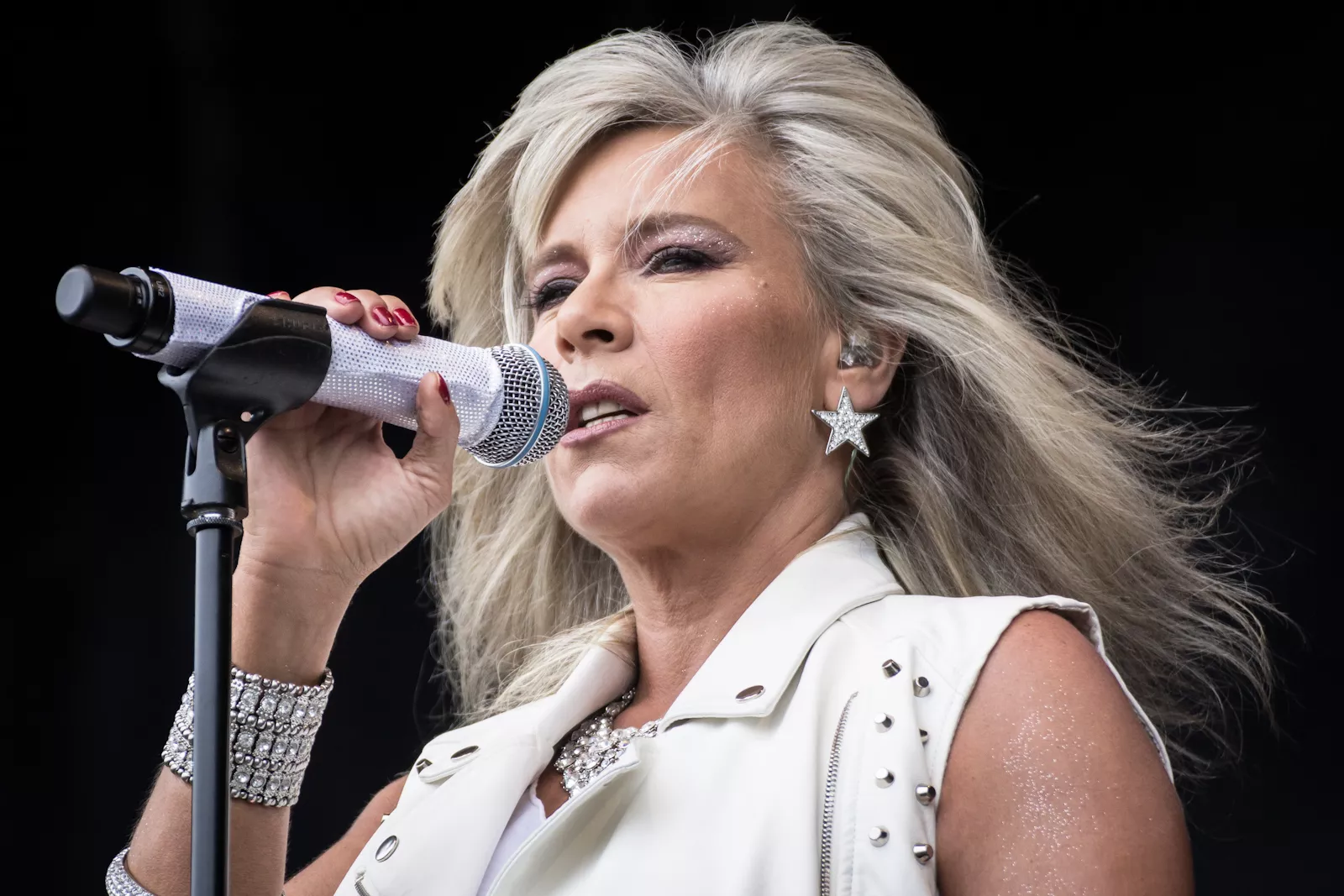 Fotoserie: Højt firserhumør på Esbjerg Rock Festival