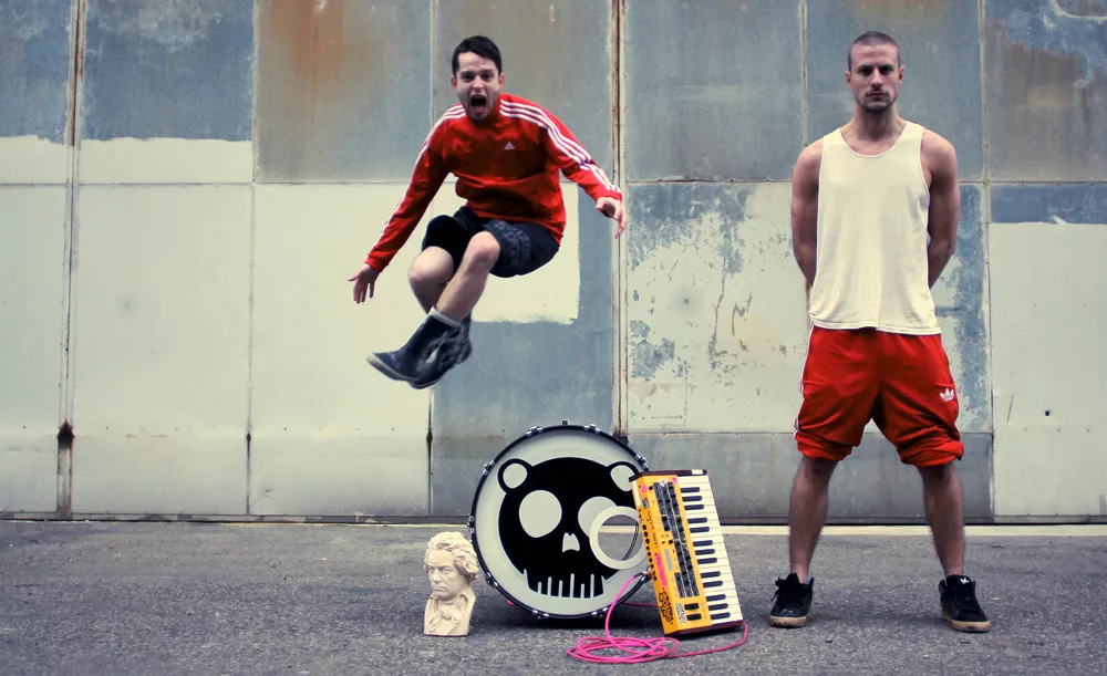 Bottled In England tager på Kinaturné