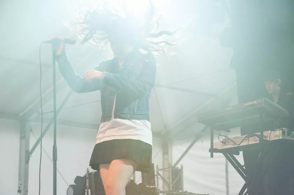 Hon öppnar för Katy Perry i Sverige