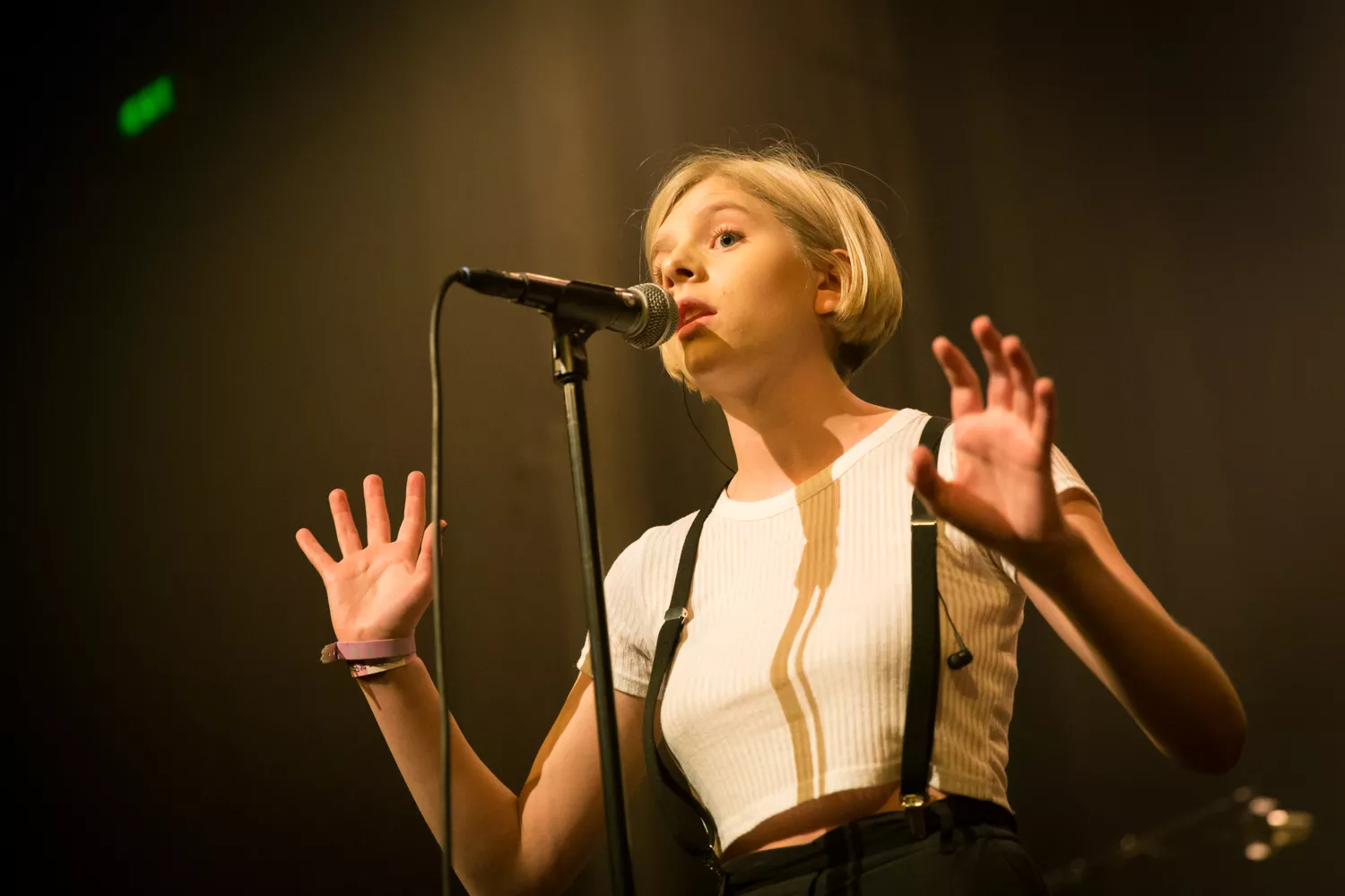 Katy Perry digger "engelen" AURORA