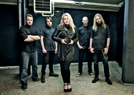 Stella Blackrose er på vej med anden omgang