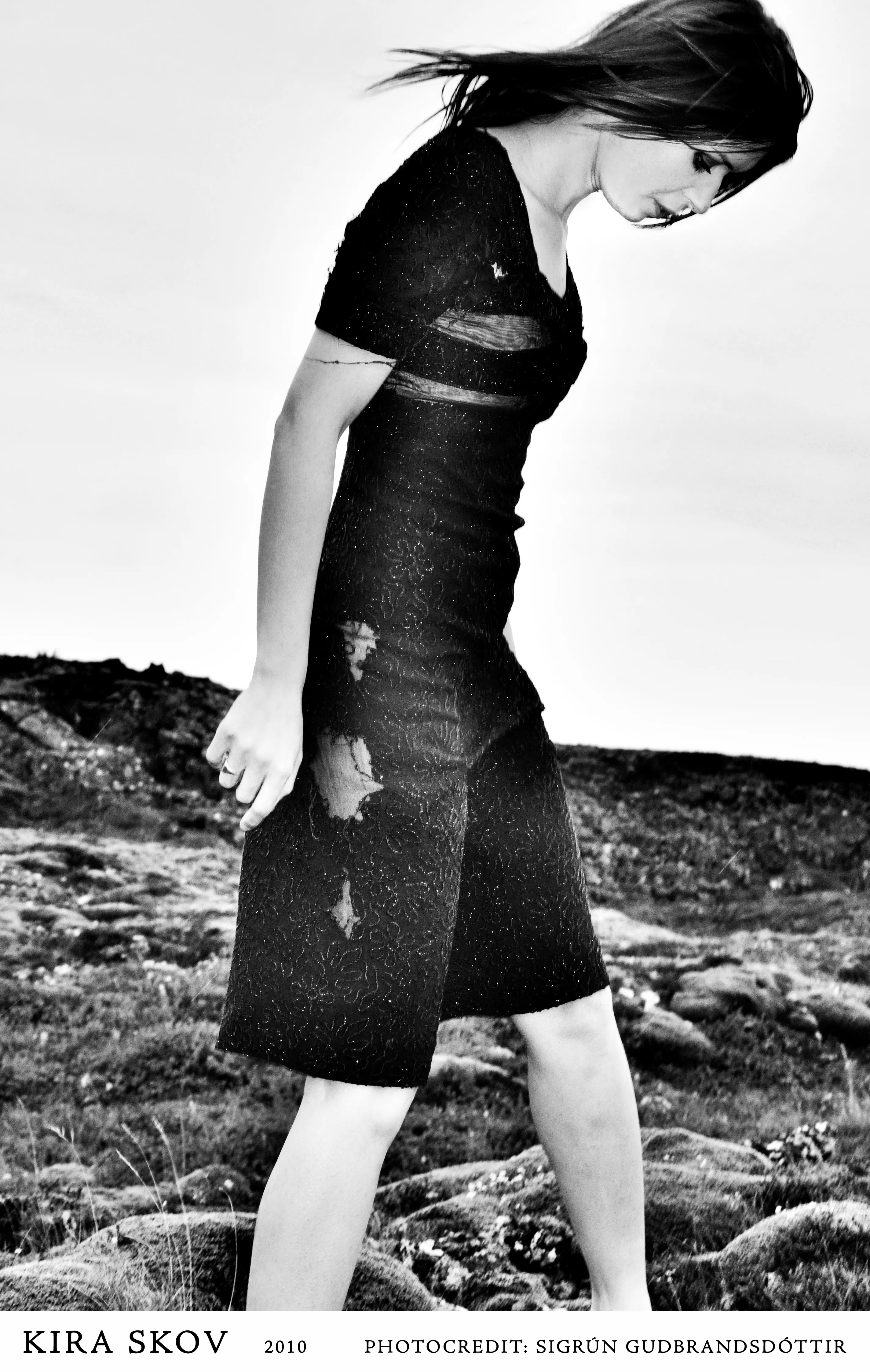 Kira tager på turné med Holiday-sange