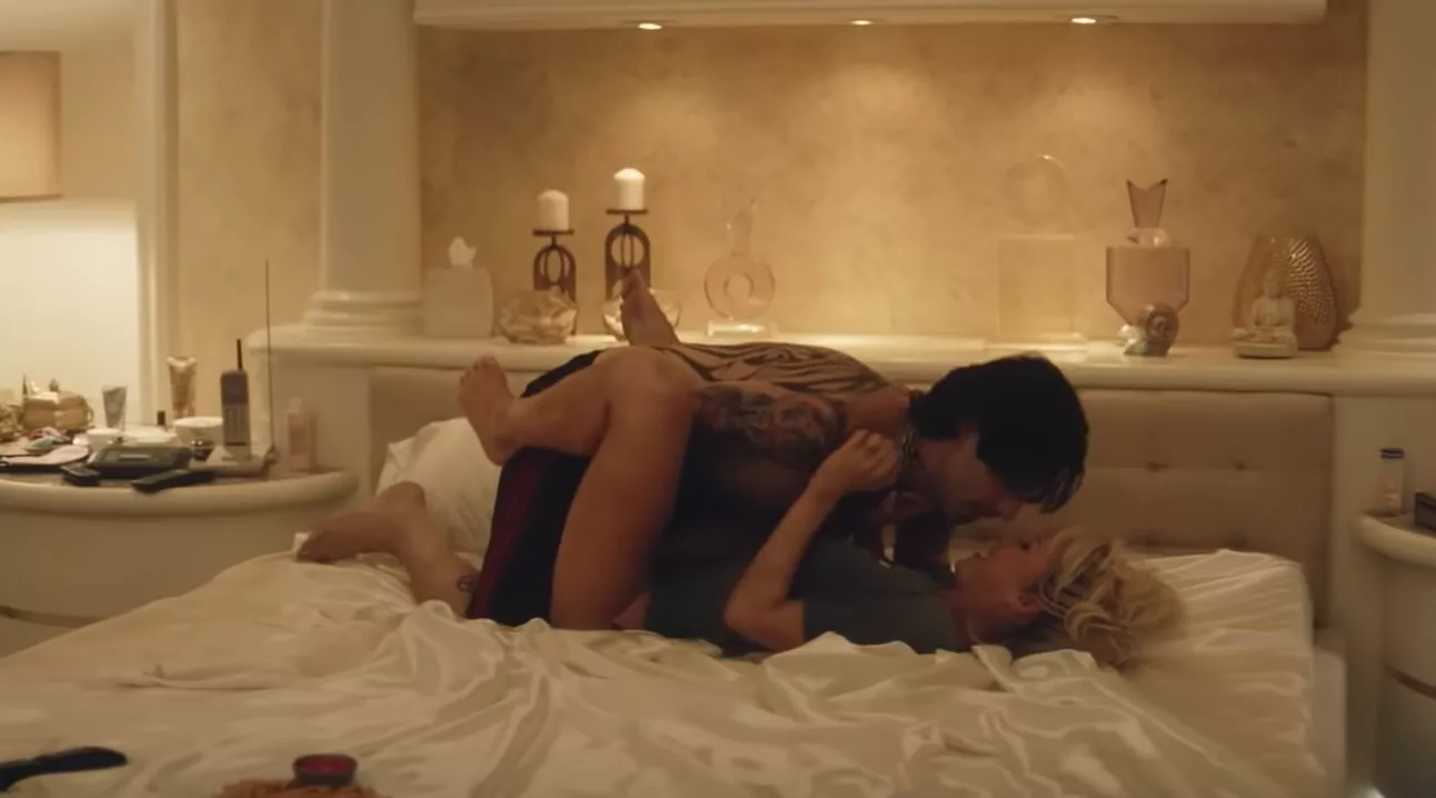 Pam & Tommy har premiär