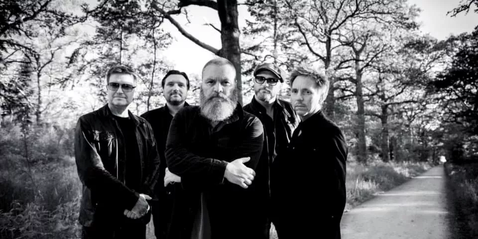 Dansk rockband klar med live-album og udskudt jubilæumsturné