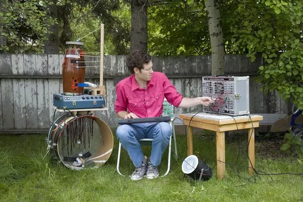 Chad Van Gaalen: Way Out West, Pusterviksteatern