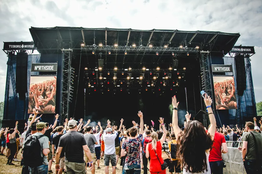 KOMMENTAR: Er det på tide å innføre stillesoner på festivalene?