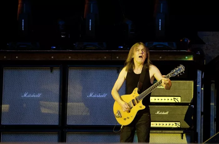 AC/DC-guitaristen Malcolm Young er død