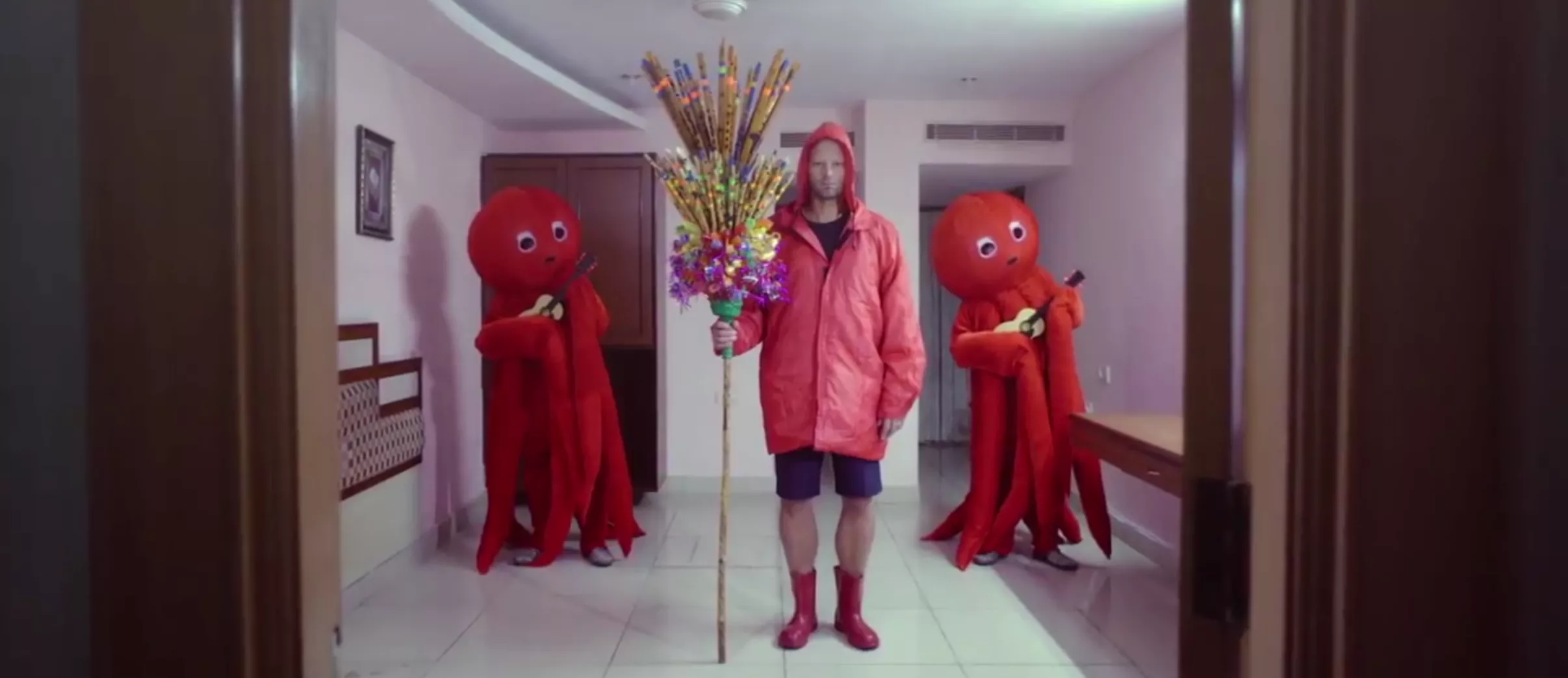 WhoMadeWho fejrer nyt album med sidste del i flot videotrilogi