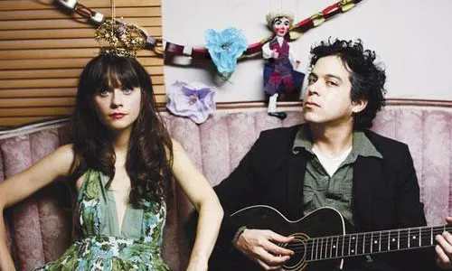 She & Him annoncerer Volume Two