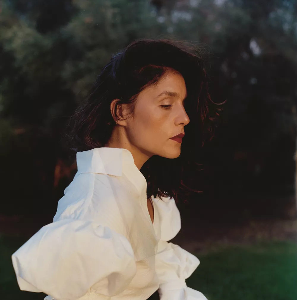 Koncertaktuelle Jessie Ware: Mor, hustru, veninde og kunstner