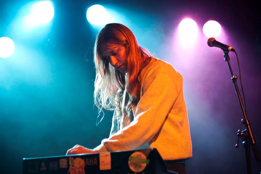 Kosmisk syntpop i världsklass