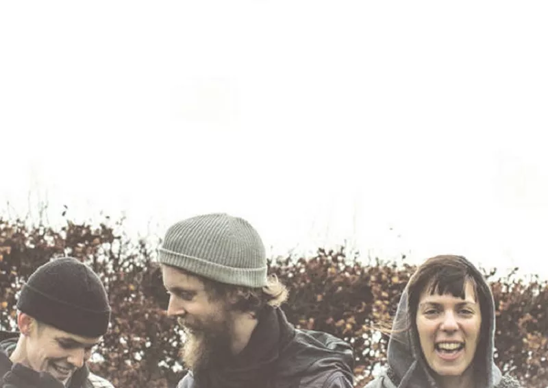 FYNDET: Guds Pengar – Innehåll