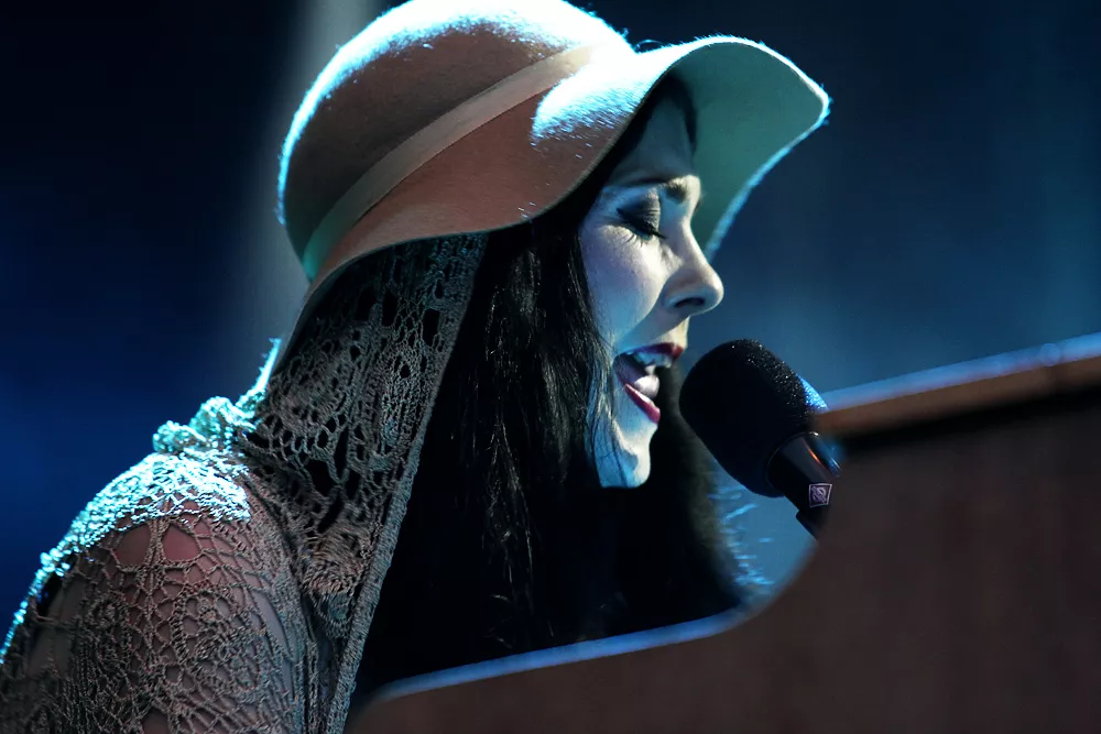 Miss Li på sommarturné