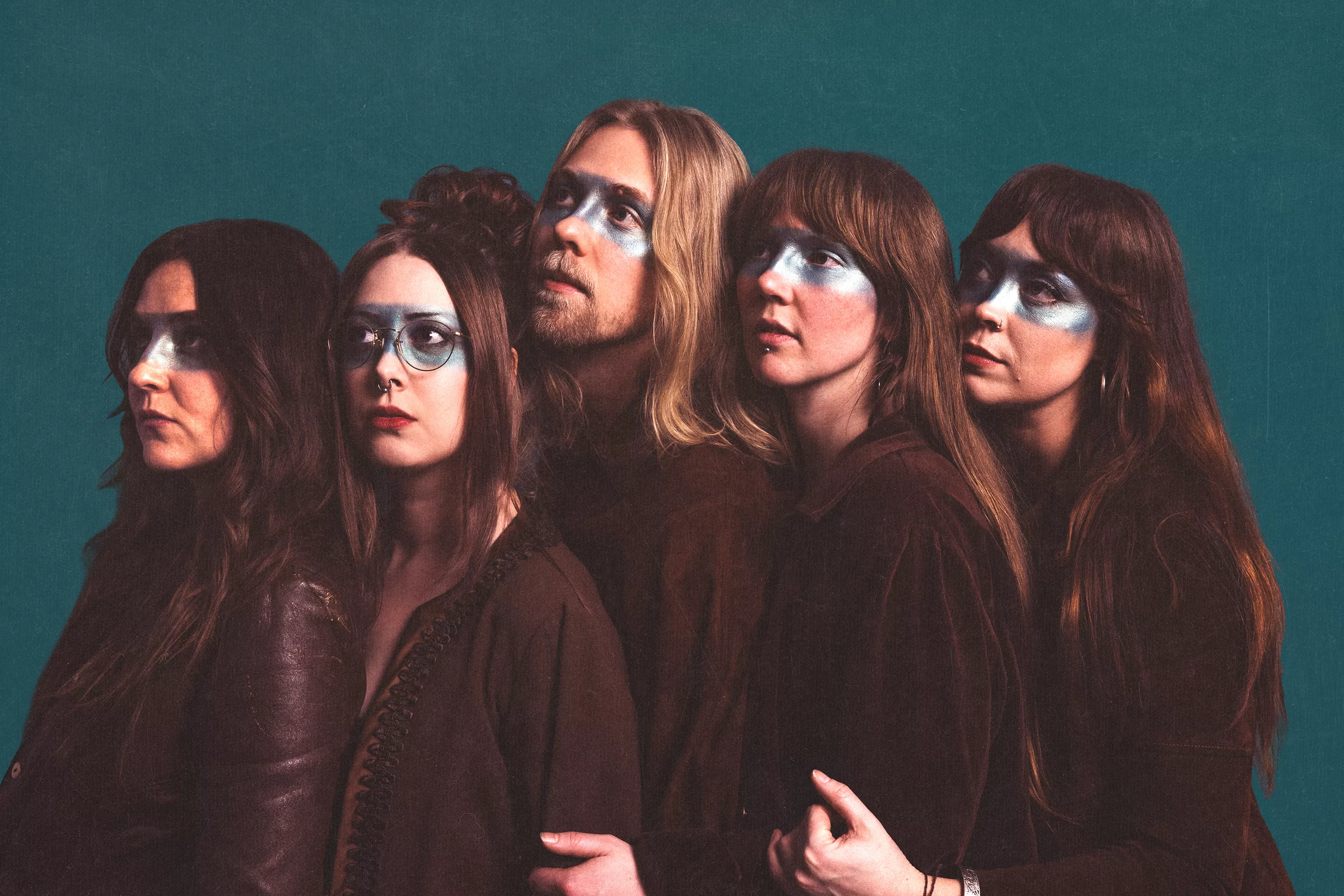 Musiken minner om 70-talet – men ilskan är från här och nu