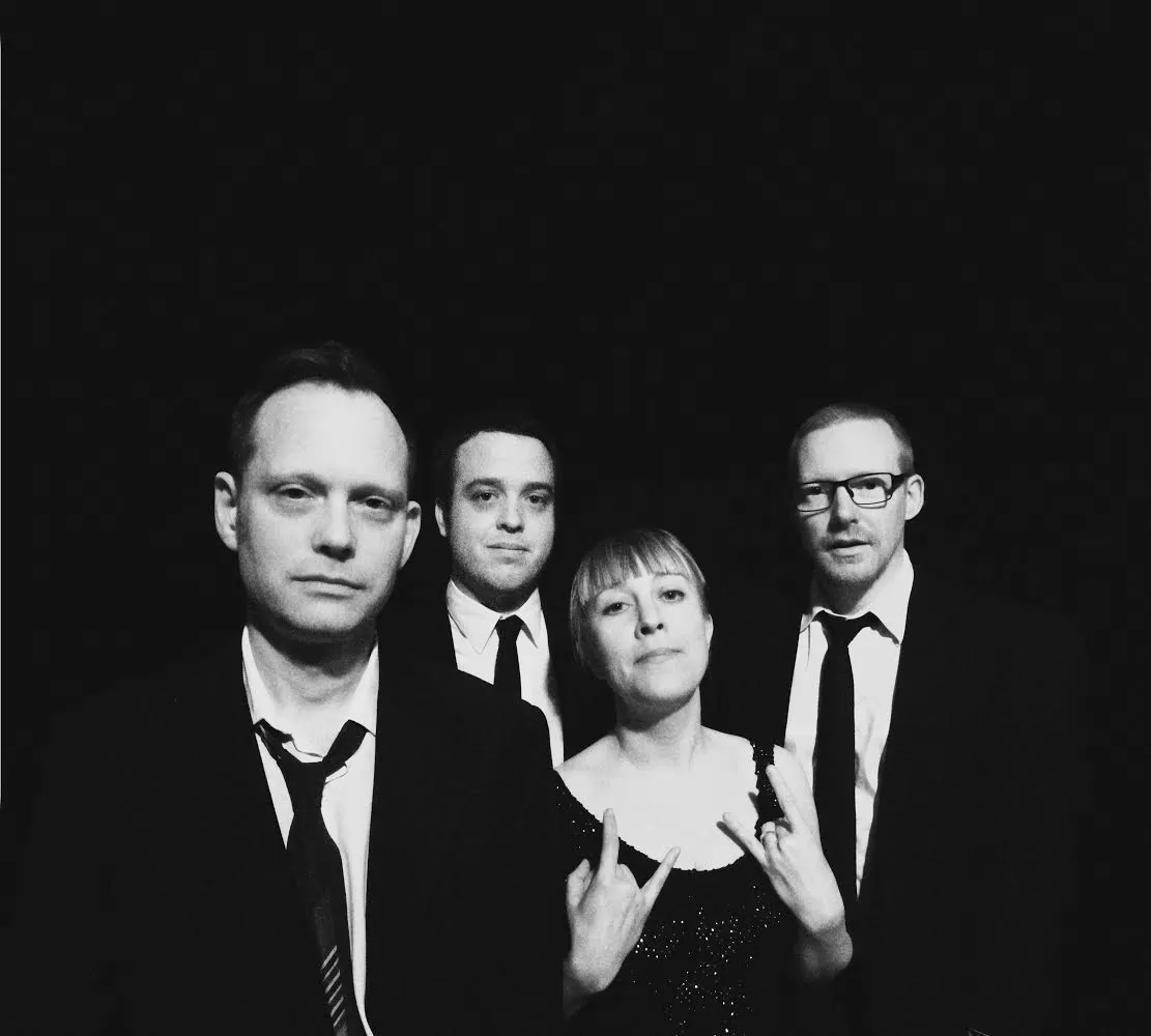 ’’En überstandard, otroligt daterad men jag älskar skiten’’