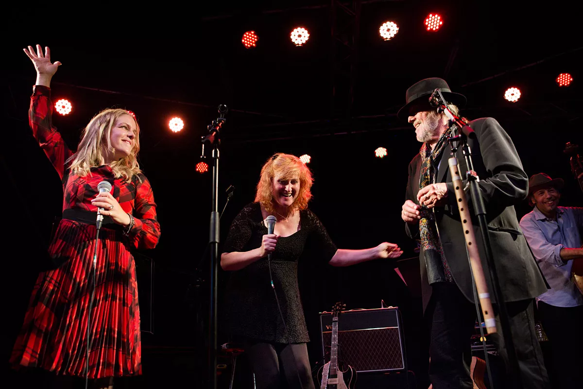 Povl Dissing, Sofia Karlsson og Eddi Reader: Tegn på Trio, Atlas, Aarhus