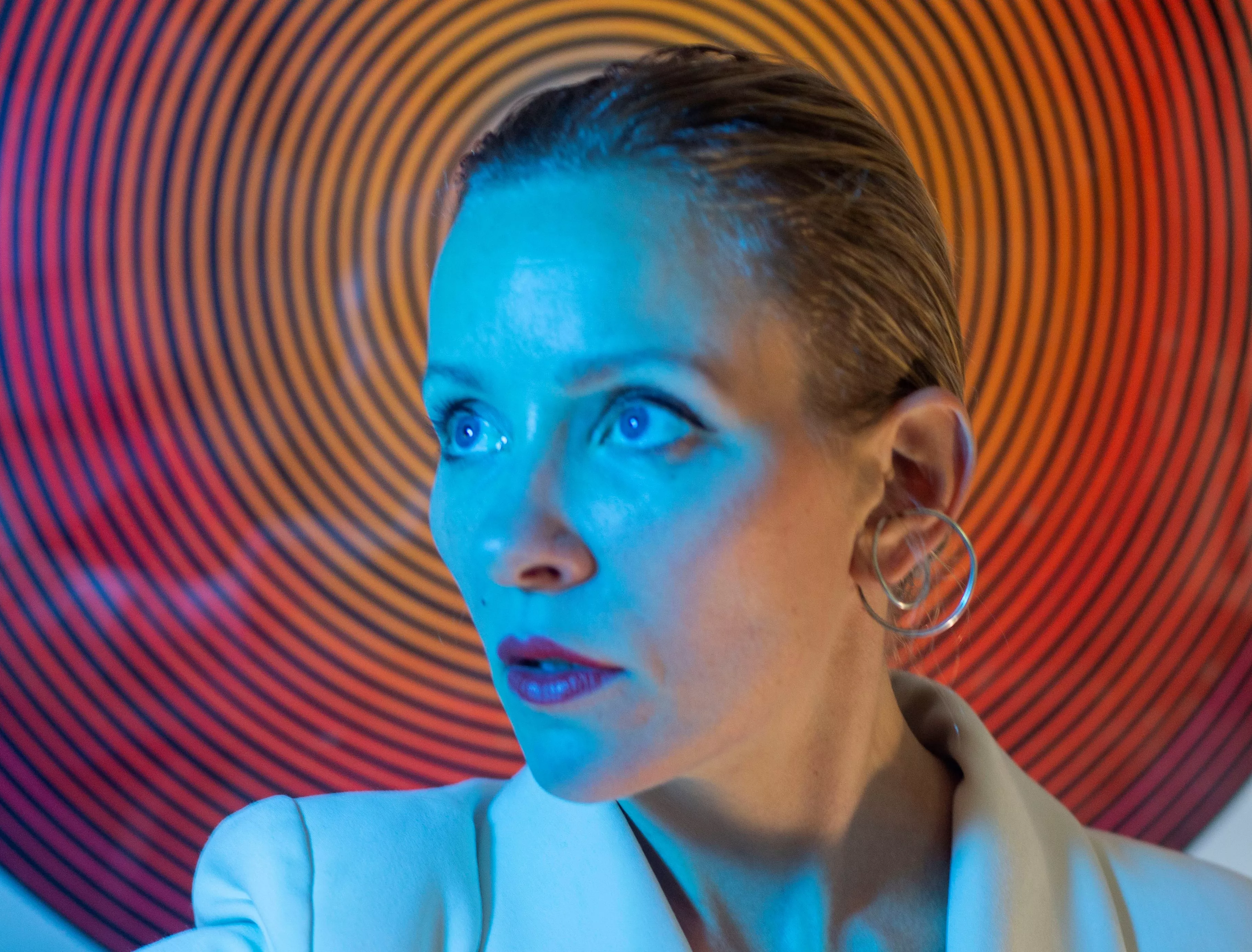 INTERVIEW: Louise Lolle fra eyeQ tilbage med ny musik