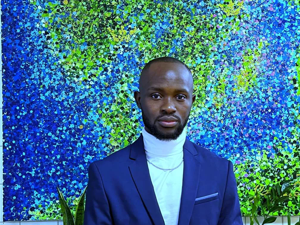 Intervju med Bony-B: "De kallar mig hjärtreparatör"