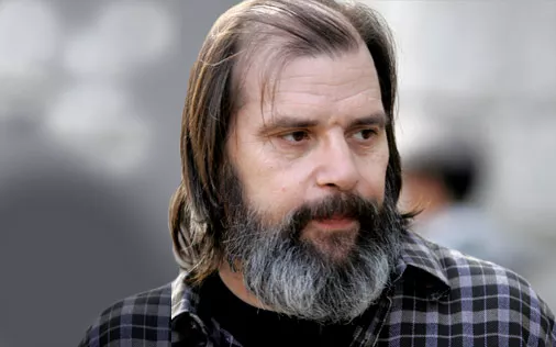 Steve Earle romandebuterar